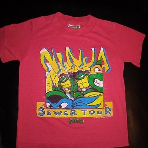 VINTAGE 1993 Kids TMNT Graphic Tee size M